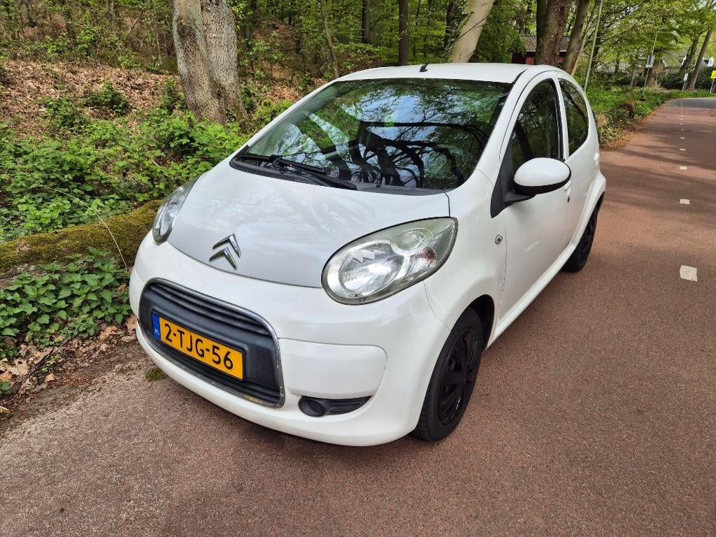 Citroën C1 1.0i 68PK 5D 2011 Wit, Auto's, Voorwielaandrijving, Stof, 4 stoelen, C1