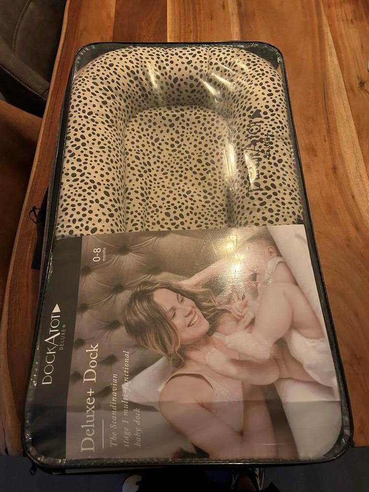 Dockatot sleepyhead met 2 hoezen, Kinderen en Baby's, Babykleding | Baby-kledingpakketten, Gebruikt, Overige maten, Ophalen of Verzenden