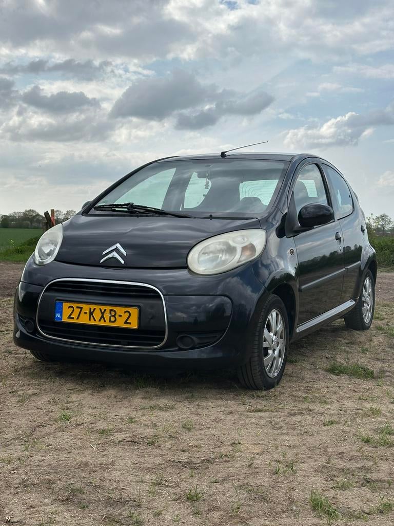Citroën C1 1.0 5-DRS 2010 Zwart- Apple CarPlay, Auto's, Citroën, Voorwielaandrijving, Euro 5, Zwart, 4 cilinders