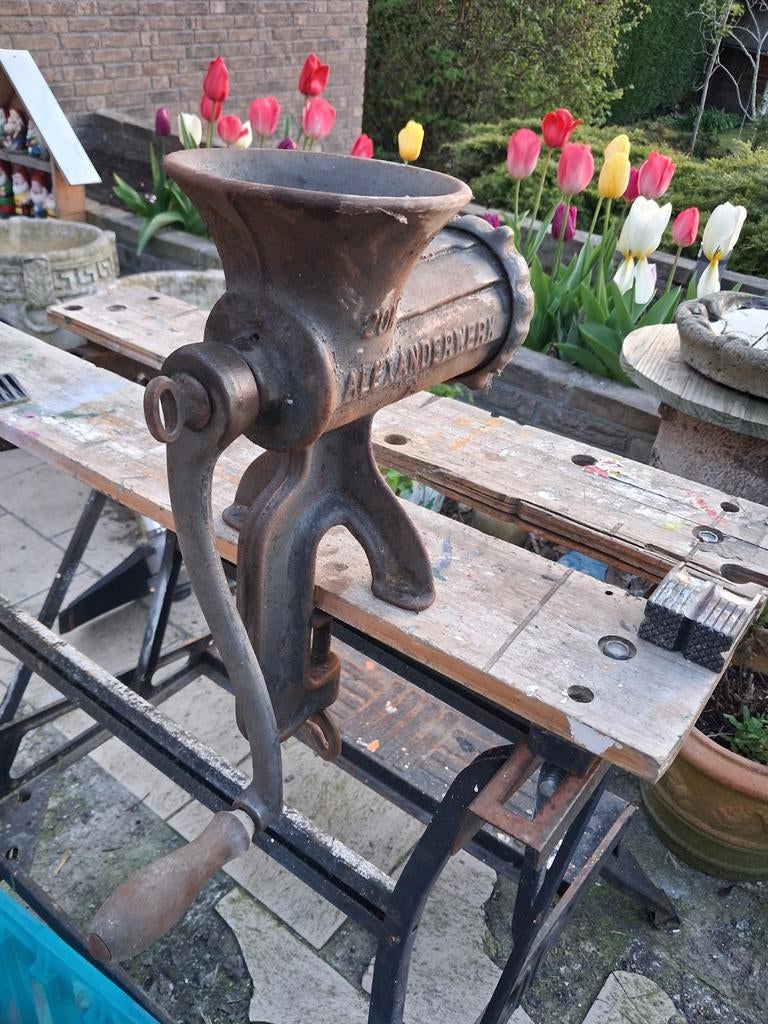 Antieke Alexanderwerk Vleesmolen - Vintage Keukenapparaat, Ophalen of Verzenden