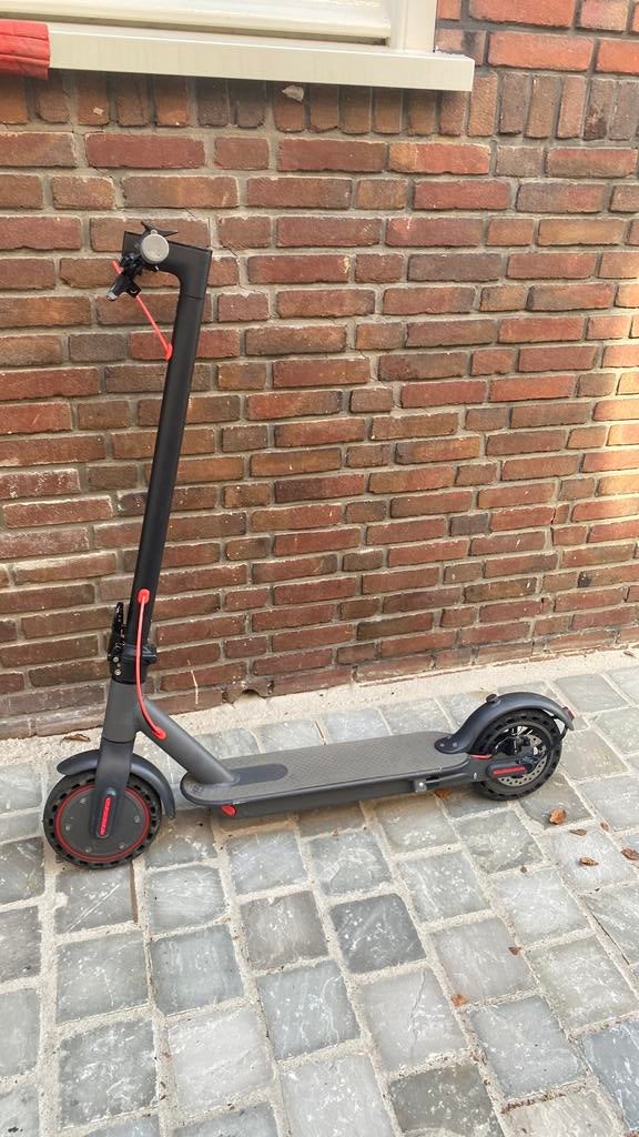 Elektrische step, Fietsen en Brommers, Steps, Ophalen, Zo goed als nieuw, Elektrische step (E-scooter)