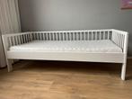 Peuterbed inclusief lattenbodem en matras, Ophalen, 85 tot 100 cm, Zo goed als nieuw, Lattenbodem