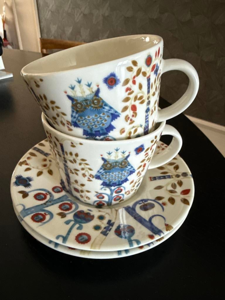 Iittala Taika Wit Kop en Schotel Koffie (2 stuks), Huis en Inrichting, Keuken | Servies, Ophalen, Keramiek, Zo goed als nieuw