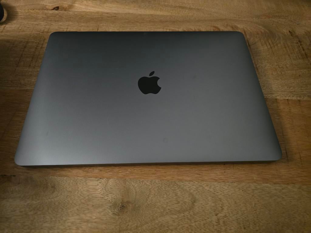 Macbook air 2020, Computers en Software, Windows Laptops, Ophalen of Verzenden, Gebruikt, Minder dan 2 Ghz