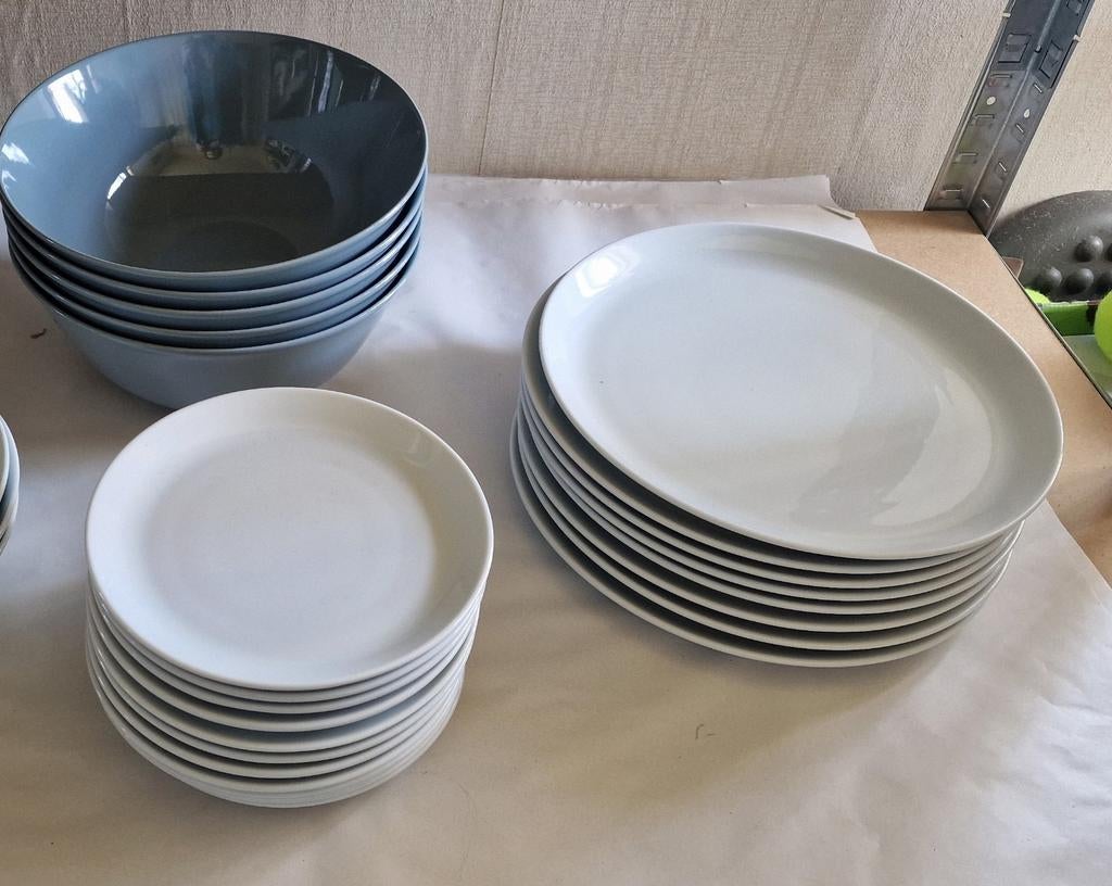 Divers ah vivo villeroy en boch porselein servies borden kom, Ophalen of Verzenden, Zo goed als nieuw, Effen, Porselein