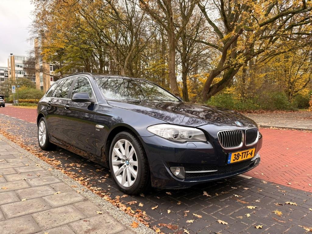 BMW 5-Serie 535I 225KW Touring Xdrive 2012 Blauw, Automaat, Euro 5, Beige, 2000 kg