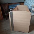 Ledikantje + commode, Ophalen, Zo goed als nieuw, Jongetje of Meisje