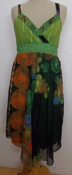 Aparte print jurk van Lulu H! M, Kleding | Dames, Jurken, Maat 38/40 (M), Verzenden, Zo goed als nieuw, Onder de knie