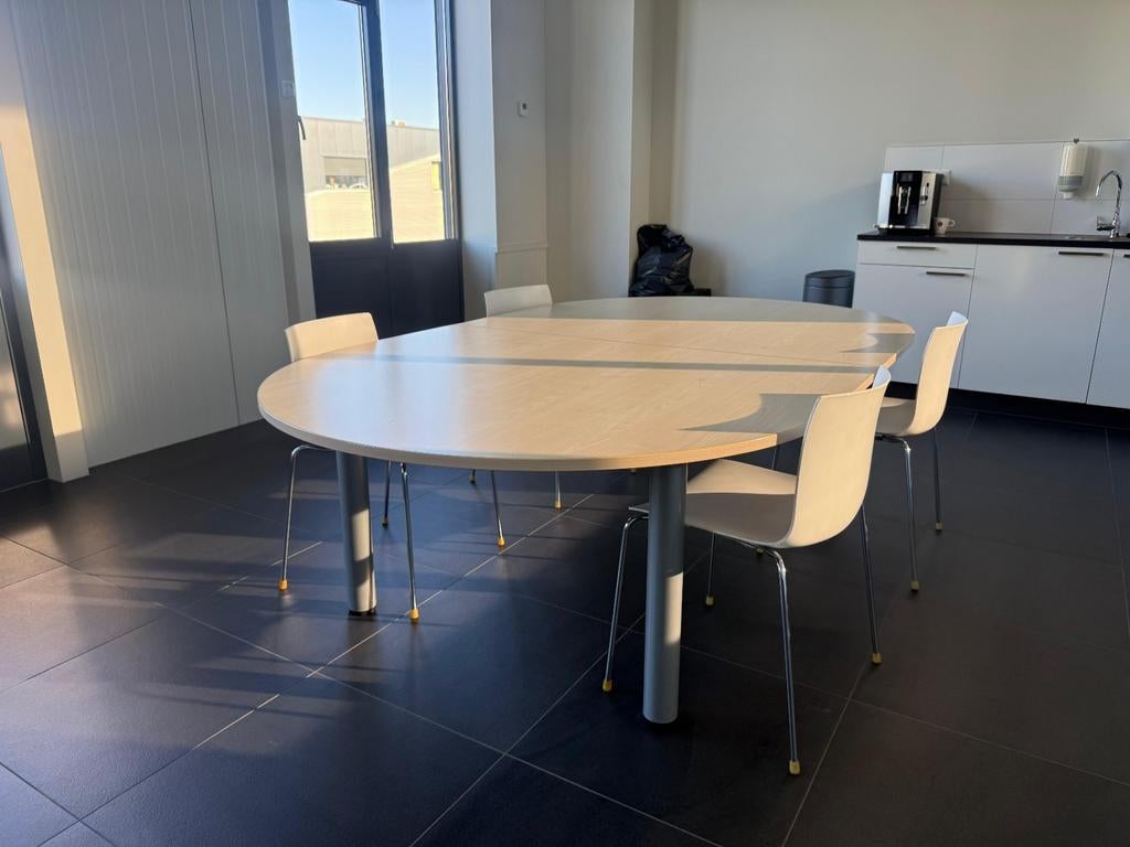 Ovale EETKAMER, KANTOOR, KANTINE TAFEL met metalen poten, Ophalen, Gebruikt, Onbekend, 200 cm of meer