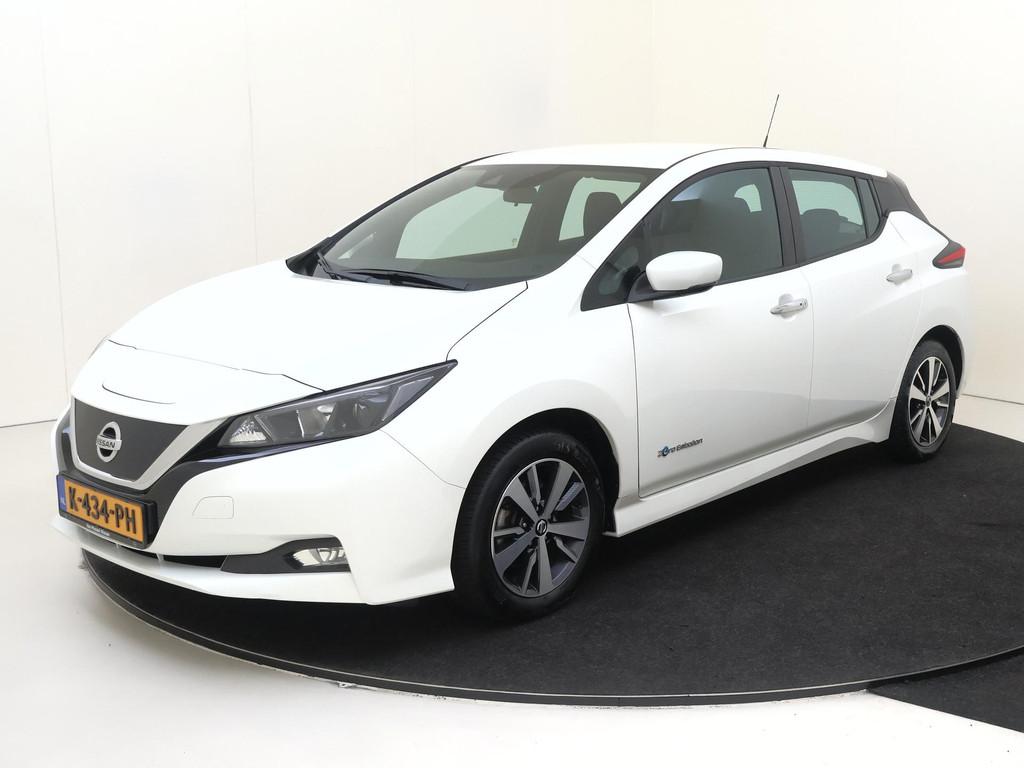 Nissan LEAF Acenta 40 kWh | Climate Control / ECC | Licht me, Auto's, Stof, Gebruikt, 150 pk, Wit