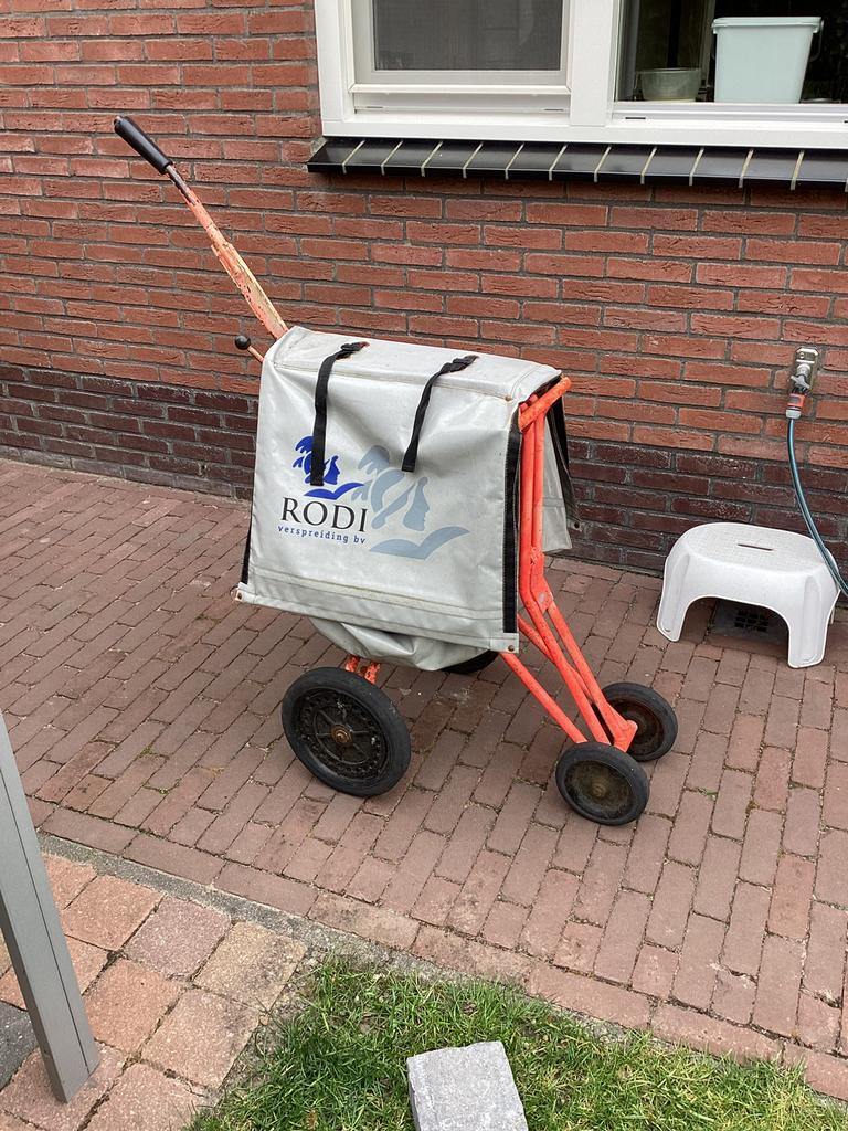 Kranten kar, Caravans en Kamperen, Bolderkarren, Ophalen, Gebruikt