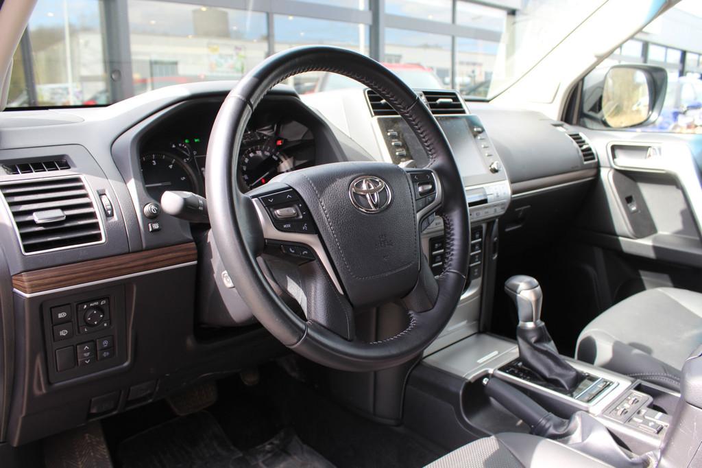 Toyota Land Cruiser 2.8 D-4D-F Professional Window Van | Rij, Automaat, 12 maanden, Gebruikt, 4 cilinders