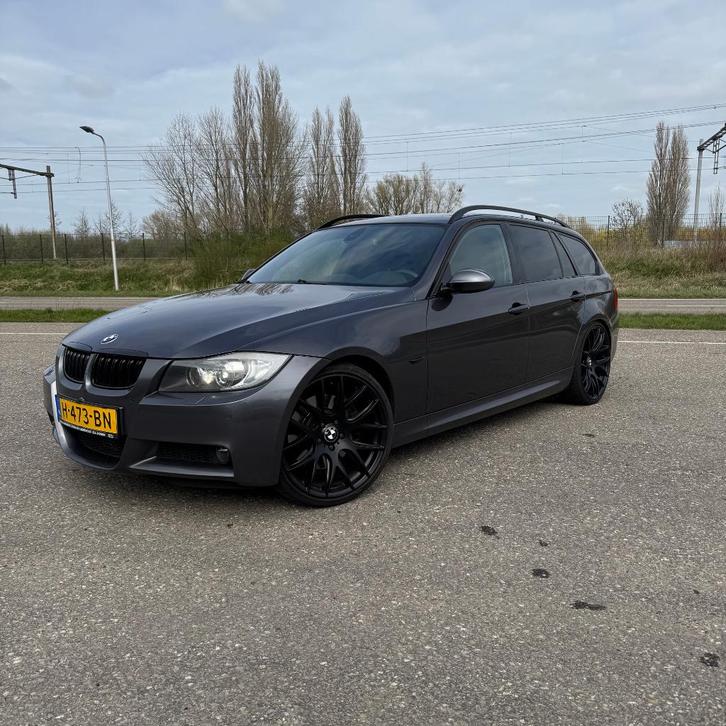 BMW 3-Serie 335i Touring E91 M-Pak ALCAN PANO AUT Youngtimer, Auto's, BMW, Particulier, 3-Serie, ABS, Airbags, Cruise Control