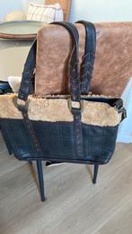 Ugg Shopper prima staat. Met draagband, Ophalen, Zo goed als nieuw, Bruin, 30 cm of meer