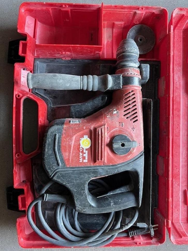 Hilti TE 40-AVR Combihamer, Doe-het-zelf en Verbouw, Gereedschap | Boormachines, Zo goed als nieuw, Boor- en/of Breekhamer, 600 watt of meer