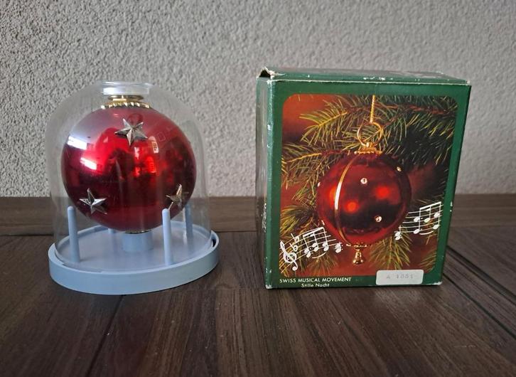 Kerstbal Zwitsers muziekdoosje, Diversen, Kerst, Gebruikt, Ophalen