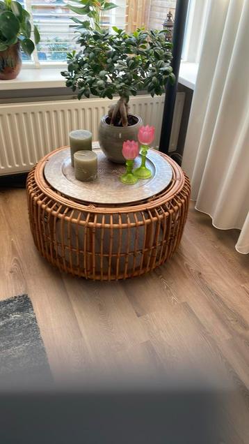 Salontafel rond  70 rond x 40 cm hoog beschikbaar voor biedingen
