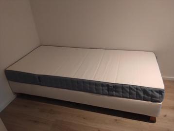 Boxspring ikea 1-persoons beschikbaar voor biedingen
