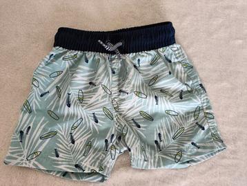 Jongens zwembroek maat 80 beschikbaar voor biedingen