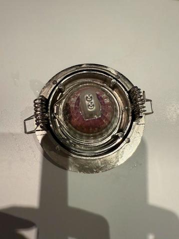 6 Spotjes met Armaturen beschikbaar voor biedingen