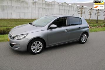 Peugeot 308 1.2 PureTech Blue Lion 5 Drs met Navigatie en Pa beschikbaar voor biedingen