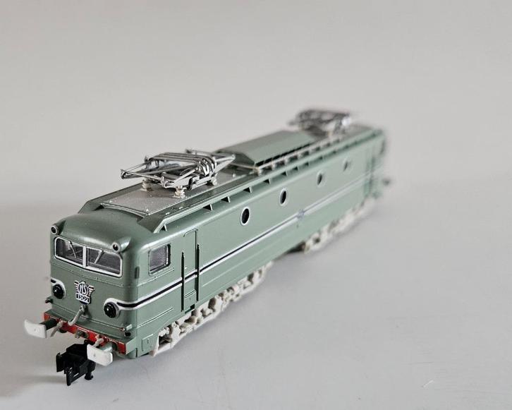 N-spoor, max. 250 stuks oplage NS 1302 museumversie tijd III, Hobby en Vrije tijd, Modeltreinen | N-Spoor, Nieuw, Locomotief, Gelijkstroom