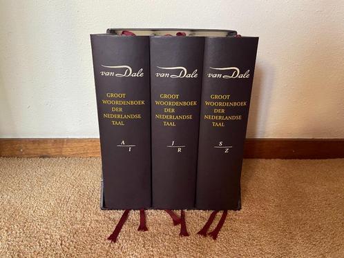 3 delige dikke van Dale, Boeken, Woordenboeken, Gelezen, Nederlands, Van Dale, Ophalen of Verzenden