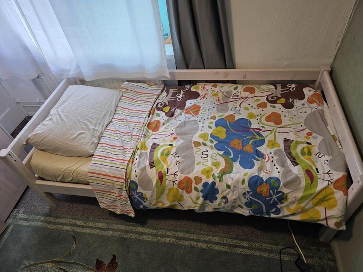 Flexa Eenpersoonsbed + matras | 90x200, Huis en Inrichting, Slaapkamer | Bedden, Gebruikt, Eenpersoons, 90 cm, 200 cm, Hout, Wit