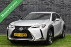 Lexus UX 250h Premium Edition LEDER/CAMERA/ACC/ € 25.925,0, Auto's, Lexus, Automaat, 4 cilinders, Bedrijf, Nieuw