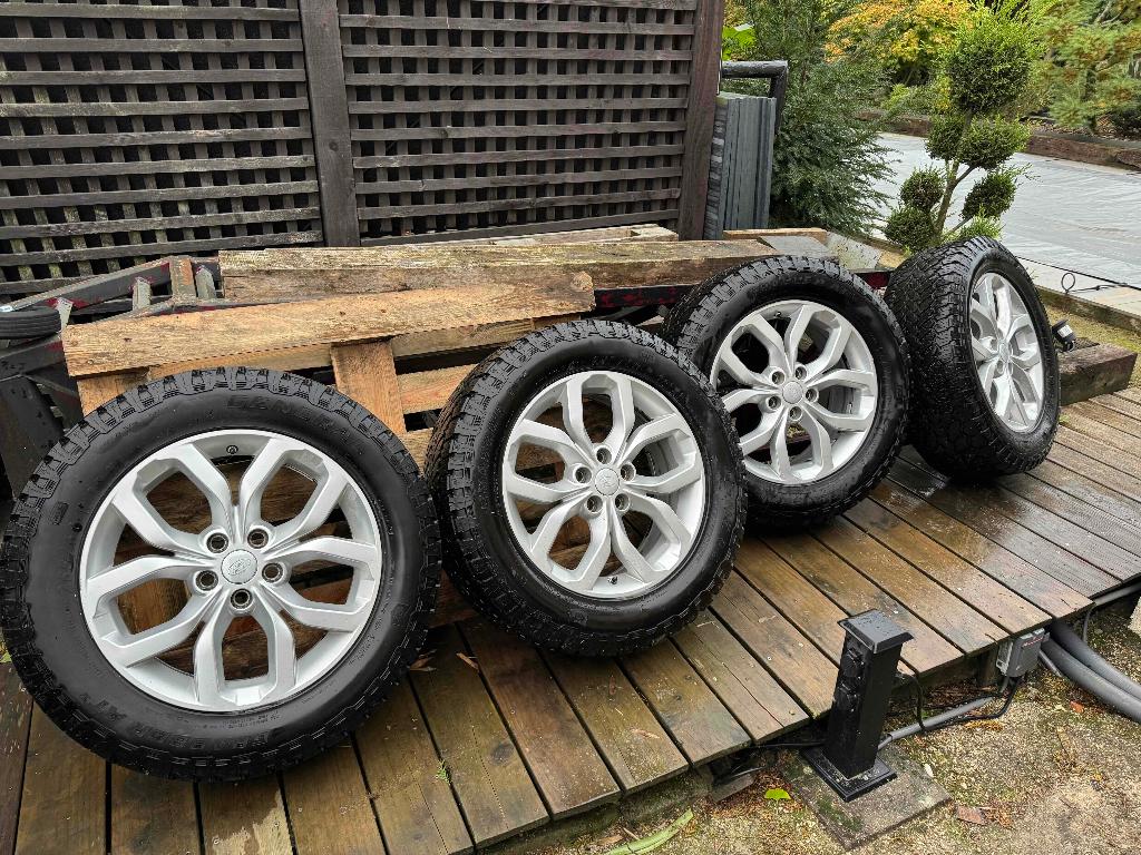 Originele velgen + all season banden Land Rover Discovery 5, Auto-onderdelen, Overige Auto-onderdelen, Land Rover, Gebruikt, Ophalen