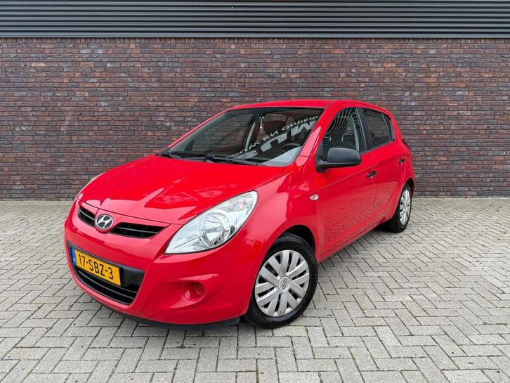 Hyundai i20 1.2 5-DRS 2011 Rood Dealer onderhouden NAP!, Auto's, Hyundai, Particulier, i20, Benzine, A, Hatchback, Handgeschakeld