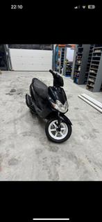 Yamaha jog, Fietsen en Brommers, Scooters | Yamaha, JogR of RR, Tweetakt, Gebruikt, Maximaal 45 km/u
