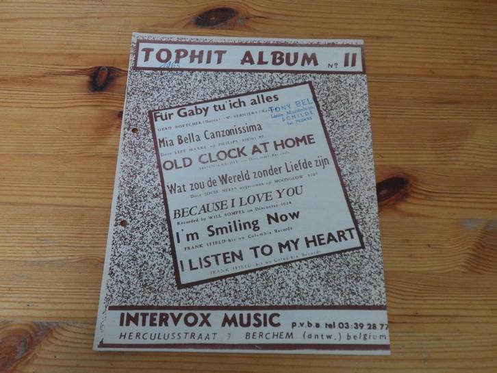 Tophit album nr. 11, Muziek en Instrumenten, Bladmuziek, Gebruikt, Artiest of Componist, Populair, Gitaar, Piano, Zang, Ophalen of Verzenden