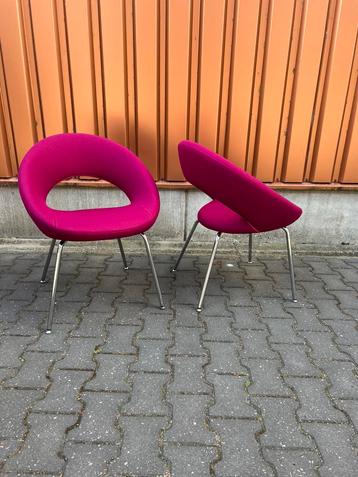Artifort Nina stoel (meerdere verkrijgbaar) Rene Holten beschikbaar voor biedingen