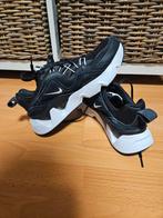 Nike sneakers RYZ 365 Black maat 40, Ophalen of Verzenden, Zo goed als nieuw