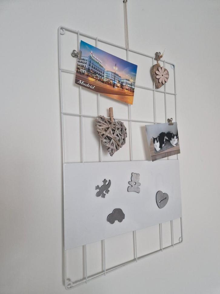 Magneetbord - Ideaal voor foto's en notities, Huis en Inrichting, Woonaccessoires | Memoborden, Zo goed als nieuw, Magneetbord