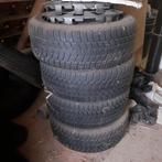 4 winterbanden, stalen velgen, sierdoppen, Auto-onderdelen, Banden en Velgen, Ophalen, Gebruikt, 15 inch, Banden en Velgen