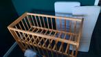 Houten wieg met 2 matrasjes en hoeslaken, Ophalen of Verzenden, Gebruikt, Wieg