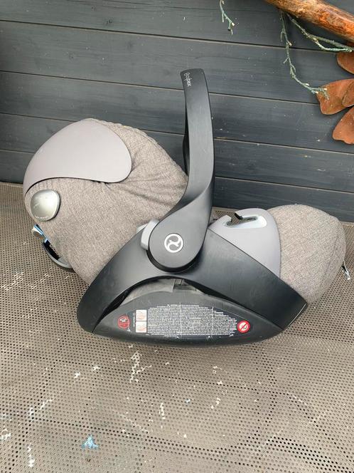 Cybex autostoel met isofix base, Kinderen en Baby's, Autostoeltjes, Zo goed als nieuw, Overige merken, Isofix, Ophalen of Verzenden