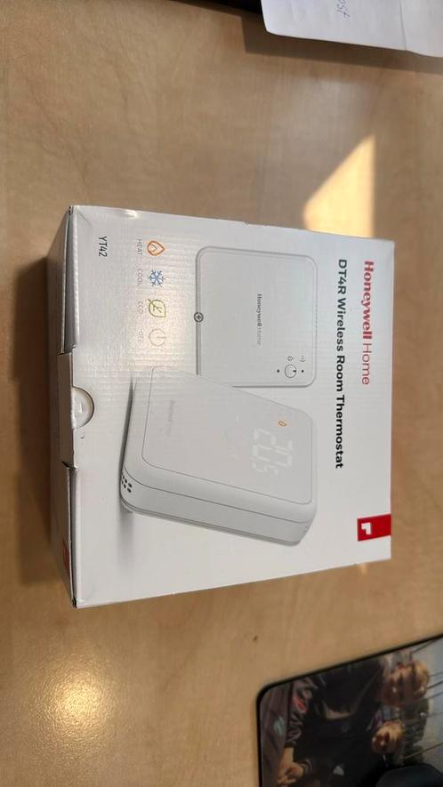 Honeywell draadloze thermostaat., Doe-het-zelf en Verbouw, Verwarming en Radiatoren, Nieuw, Thermostaat, Minder dan 30 cm, Minder dan 60 cm