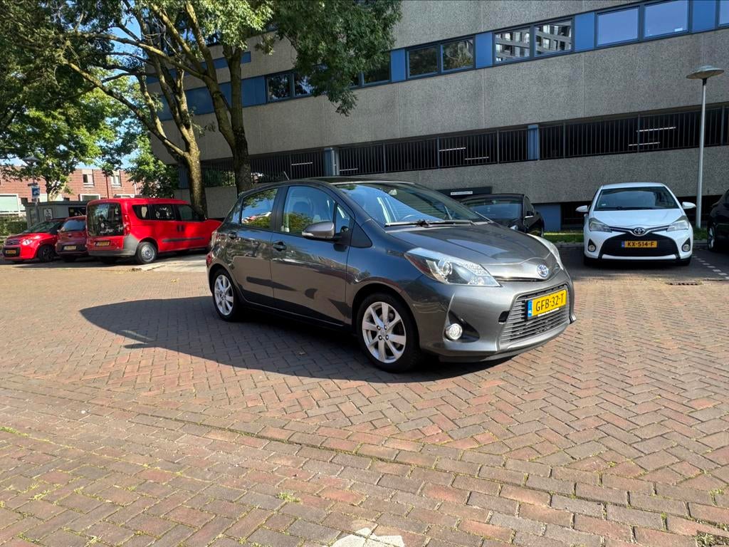 Toyota Yaris Hybrid 1.5 Dealeronderhouden - top conditie, Auto's, Toyota, Particulier, Yaris, ABS, Airbags, Airconditioning, Bluetooth