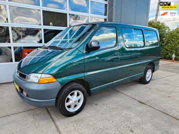 Toyota HiAce 2.4 Emotion Airco 1-Eigenaar Dealer onderhouden beschikbaar voor biedingen