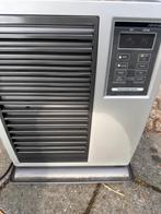 Petroleum gevel kachel met muur doorvoer, Huis en Inrichting, Ophalen, Overige brandstoffen, Petroleumkachel, Zo goed als nieuw