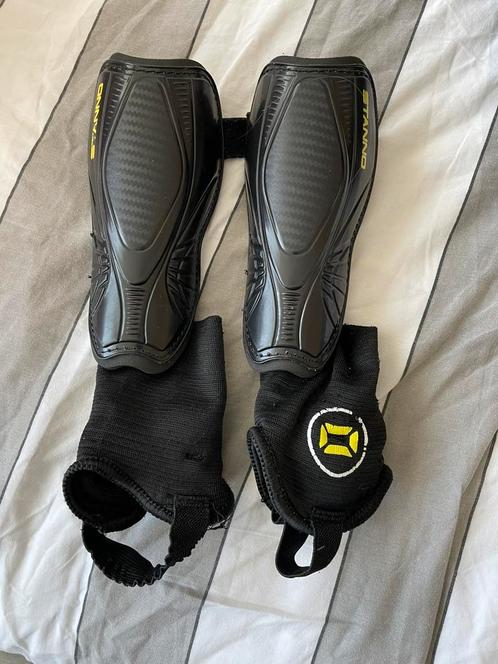 Scheenbeschermers voetball, Sport en Fitness, Voetbal, Gebruikt, Overige typen, Maat XS of kleiner, Ophalen