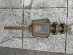 Antieke koperen lamp, Ophalen