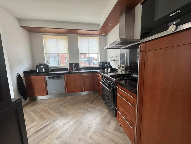 Boretti Keuken met Gasfornuis (zelf demonteren week 9), Huis en Inrichting, Keuken | Complete keukens, Gebruikt, Hoekkeuken, Bruin