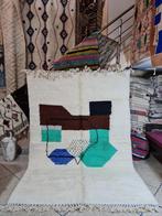 Handgemaakte unieke wollen tapijten diverse kleuren, Crème, Ophalen of Verzenden, 200 cm of meer, Rechthoekig