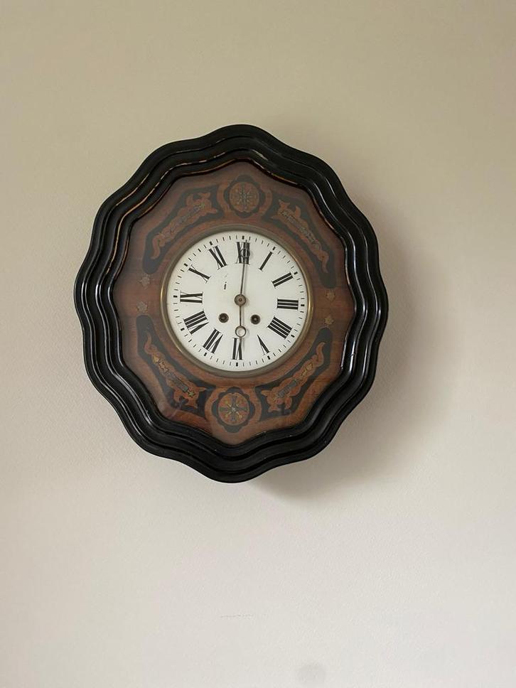 Oeil de Boeuf, Antieke Wandklok met Inlegwerk, Antiek en Kunst, Antiek | Klokken, Ophalen