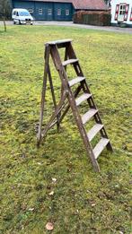 Oude houten trap, Doe-het-zelf en Verbouw, Ladders en Trappen, Ophalen, Gebruikt, Minder dan 2 meter