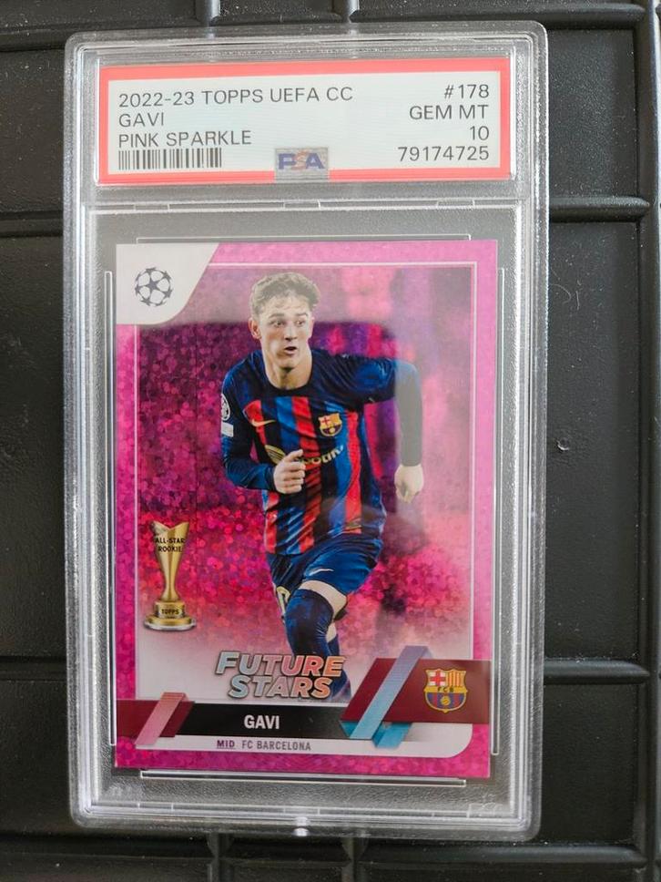 Gavi Topps UEFA CC Pink Sparkle PSA 10, Verzamelen, Sportartikelen en Voetbal, Zo goed als nieuw, Spelerskaart, Buitenlandse clubs